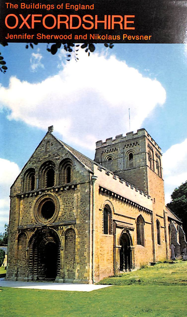 Oxfordshire (The Buildings of England)