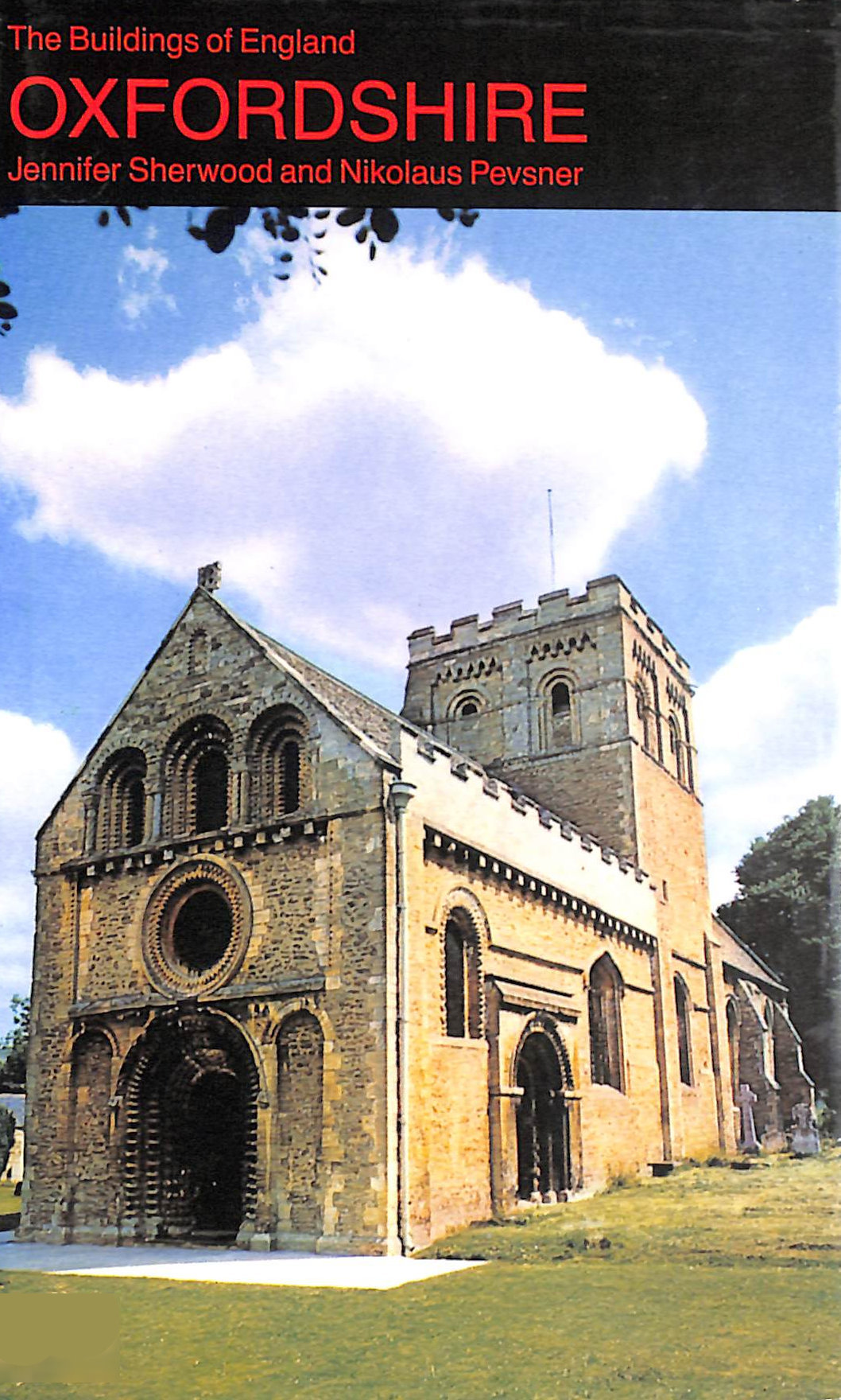 Oxfordshire (The Buildings of England)